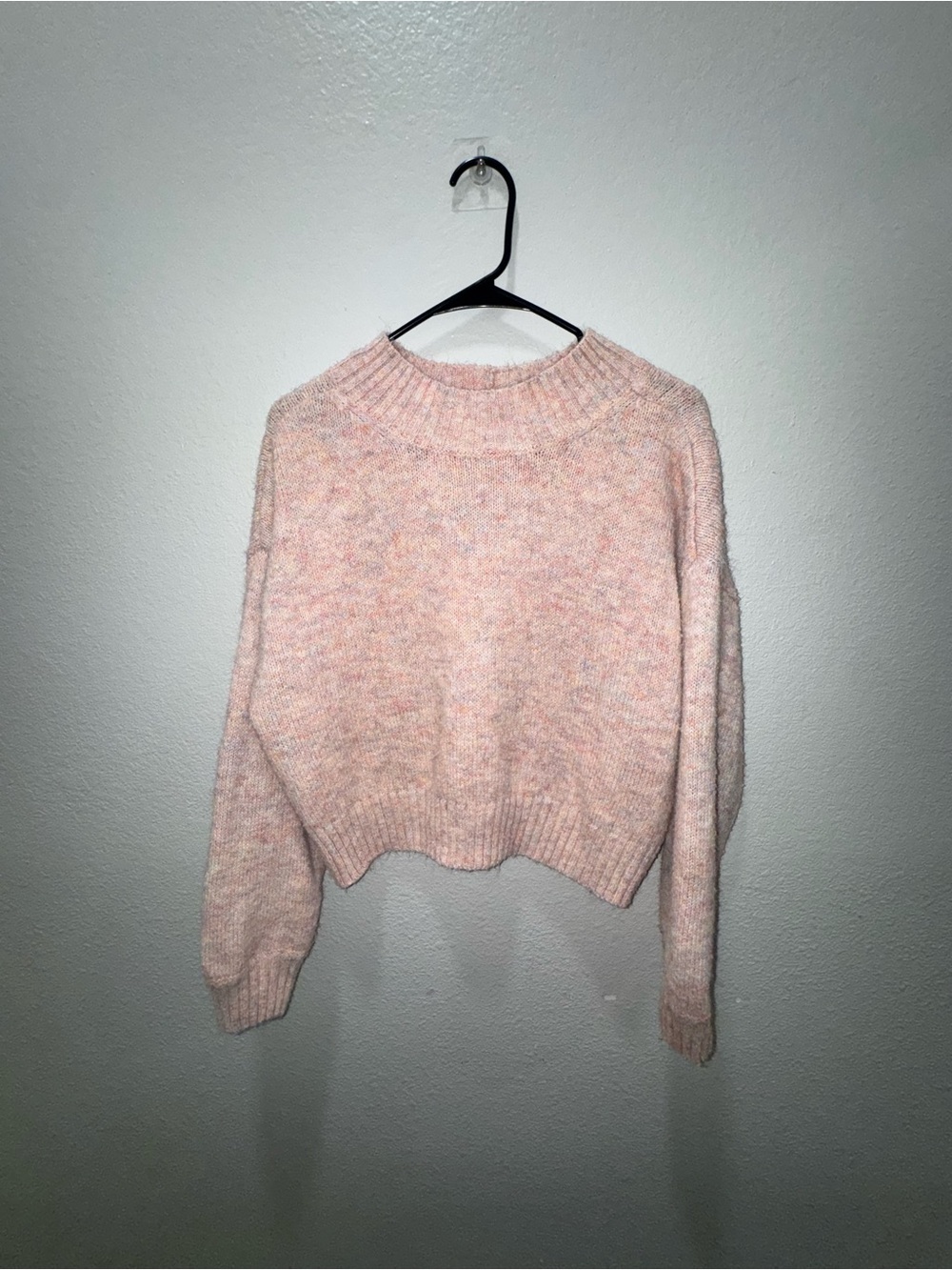 American Eagle Outfitters Soft Cropped Crewneck Sweater - Blush Pink